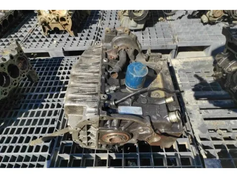 Κινητήρας Κορμός - Καπάκι ( Για Ανταλλακτικα ) Απο RENAULT CLIO (1998 - 2001) (BB_) (CB_) (BB) Hatchback - 5dr 1900 (F8Q630) 64 *ΝΕΑ ΓΕΝΙΑ* ΠΑΛΕΤΑ 633 * - 