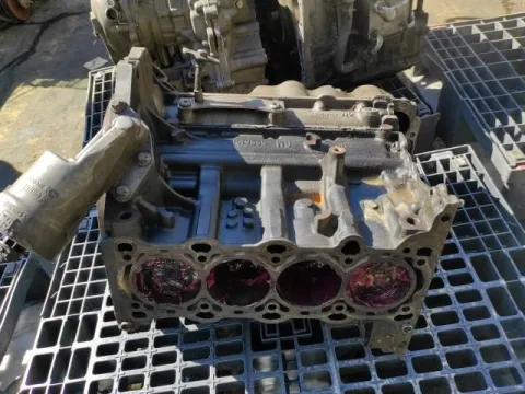 Κινητήρας Κορμός - Καπάκι ( Για Ανταλλακτικα ) Απο OPEL CORSA (2011 - 2014) D Hatchback - 5dr 1200 Petrol (A12XER) ECOTEC 85hp *ΝΕΑ ΓΕΝΙΑ* ΠΑΛΕΤΑ 634 *