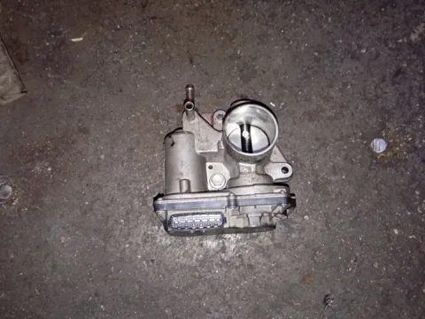 Σώμα Πεταλούδας 220300Q030 για TOYOTA AYGO (2014 - 2017) 