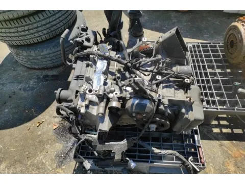 Κινητήρας Κορμός - Καπάκι ( Για Ανταλλακτικα ) Απο HYUNDAI i10 (2014 - 2019) Hatchback - 5dr 1000 (G3LA) Petrol MPi 66hp *ΝΕΑ ΓΕΝΙΑ* *ΠΑΛΕΤΑ 638* - 