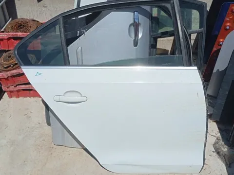 Πόρτα Πίσω Δεξιά *DUB* για VW JETTA (2011 - 2015) () Sedan - 4dr , (2015 - ) *Ε*