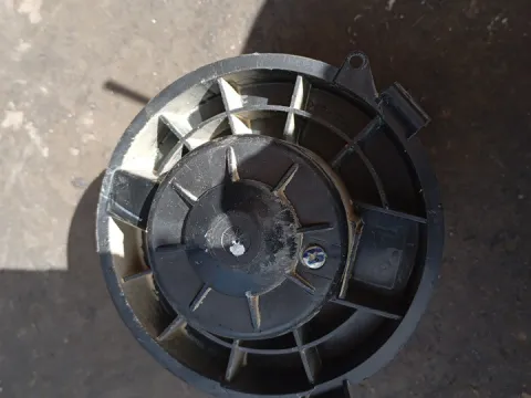 Μοτέρ Καλοριφέρ για NISSAN MICRA (2017 - ) (K14) Hatchback - 5dr 1000 Petrol (H4DB) 70hp 