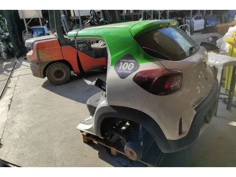 Τροπέτο Πίσω Με Aξονα Πισω Ταμπουρα , Πορτ-μπαγκαζ , Φαναρια Πισω , Προφυλακτηρα Πισω Και Καθισματα Πισω για DACIA SPRING (2021 -) SUV- ΕΚΤΟΣ ΔΡΟΜΟΥ - 5dr *Π*  - 