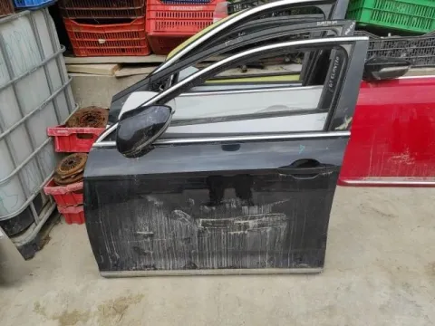 Πόρτα Εμπρός Αριστερή *DUB* για VW PASSAT (2014 - ) *Ε*