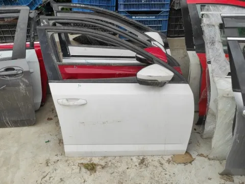 Πόρτα Εμπρός Δεξιά *DUB* για SKODA OCTAVIA (2014 - 2017) *Ε*