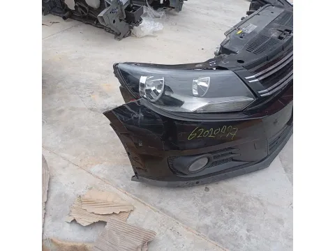 Μούρη (Χ.καπό και Χ.φτερά) Προφυλακτήρας με Parktronic για VW TIGUAN (2012 - 2016)  - 