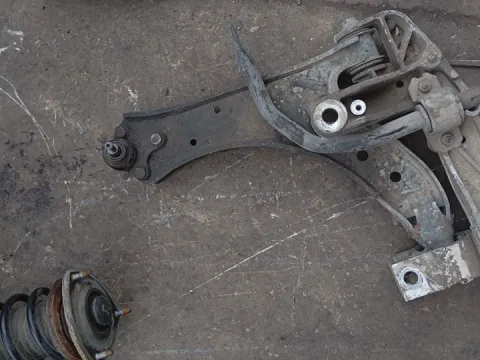 Ψαλίδι Εμπρός Αριστερό για VW GOLF (2004 - 2008) Mk5 (1K1) 1600 (BAG) (BLF) (BLP) Petrol 115 FSI  * ΔΒ *