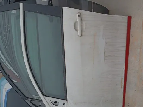 Πόρτα Εμπρός Αριστερή για TOYOTA AYGO (2014 - 2017) , CITROEN C1 (2014 - ) , PEUGEOT 108 (2014 - 2021) *Γ*