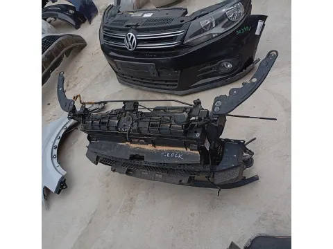 Μούρη (με καπό και φτερά) Χωρίς Δεξί Φτερό , Χωρίς Δεξί Φανάρι για VW T-ROC (2017 - 2021)  - 