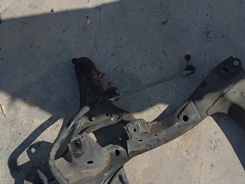 Ψαλίδι Εμπρός Δεξί για TOYOTA IQ (2009 - ) (AJ1) 1000 (1KR-FE) petrol 68 (KGJ10) *ΔΒ*