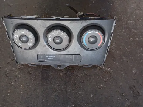 Χειριστήρια Καλοριφέρ για TOYOTA AURIS (2007 - 2009) E150 