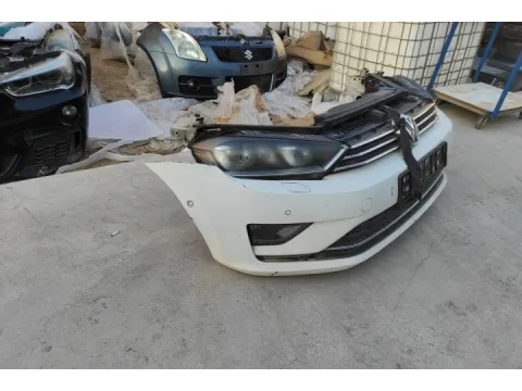 Μούρη (με καπό και φτερά) (Με Xenon Φανάρια , Πιτσιλιστήρια , Parktronic) για VW GOLF (2013 - 2016) Mk7 (5G) Hatchback - 5dr SPORTSVAN *Γ* - 