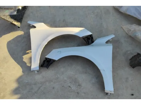 Μούρη (Χ.καπό και φτερά) (Με Xenon Φανάρια και Πιτσιλιστήρια) για VOLVO V40 (2013 - ) *Γ* - 