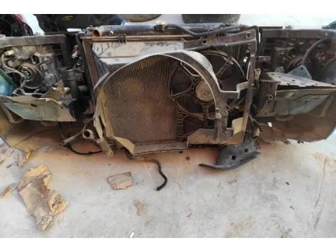 Μούρη (Χ.καπό και Χ.φτερά) για NISSAN D40 NAVARA (2005 - 2010) , (2010 - 2015) *Γ* - 