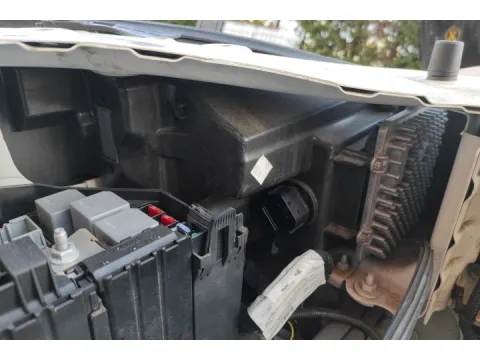 Μούρη (με καπό και φτερά) (Με Xenon Φανάρια , Με Parktronic και Με Κάμερα) για JAGUAR E-PACE (2017 - 2021) X540 *Γ* - 