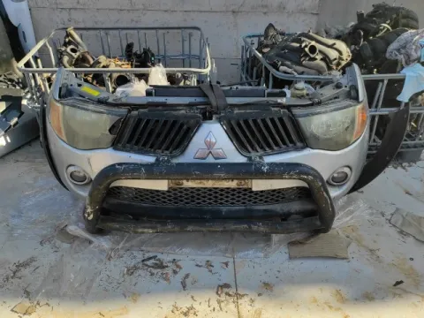 Μούρη (Χ.καπό και Χ.φτερά) για MITSUBISHI L200 (2006 - 2009) (KAOT) *Γ*