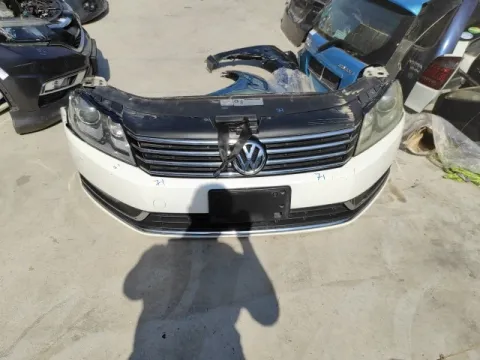 Μούρη (με καπό και φτερά) (Με Xenon Φανάρια και Πιτσιλιστήρια) για VW PASSAT (2011 - 2014) (B7) *Γ*