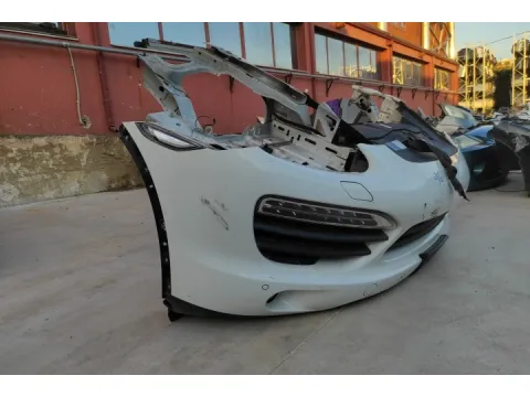 Μούρη (με καπό και φτερά) (Με Xenon Φανάρια , Πιτσιλιστήρια , Parktronic) για PORSCHE CAYENNE (2011 - 2015) (958) *Γ* - 