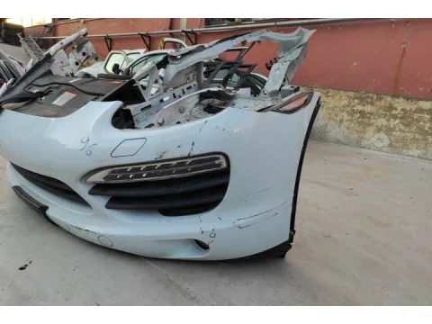 Μούρη (με καπό και φτερά) (Με Xenon Φανάρια , Πιτσιλιστήρια , Parktronic) για PORSCHE CAYENNE (2011 - 2015) (958) *Γ* - 