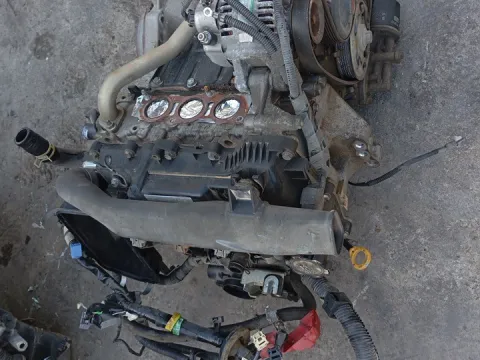 Κινητήρας Κορμός - Καπάκι(1KR) για DAIHATSU CUORE (2007 - ) VIII Hatchback - 5dr (JDAL276S) 1000 1KR-FE petrol 70 