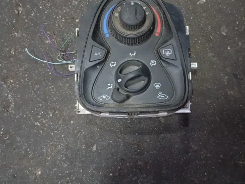 Χειριστήρια Καλοριφέρ 95900YV030 για CITROEN C1 (2014 - ) 