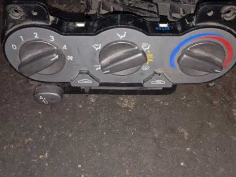 Χειριστήρια Καλοριφέρ για HYUNDAI ACCENT (1999 - 2002) (CG) (LC) 