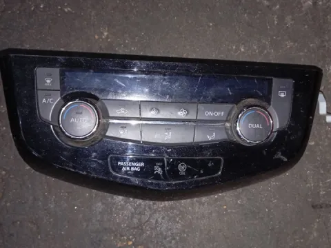 Χειριστήρια Καλοριφέρ 275004EA0A για NISSAN QASHQAI (2014 - 2017) ( J11 ) 