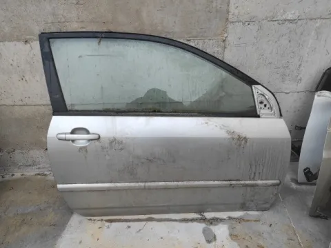 Πόρτα Δεξιά Δίπορτη (Ίσιες Βίδες) για TOYOTA COROLLA (2002 - 2004) (E120) , (2004 - 2007) (E120) *Ε*