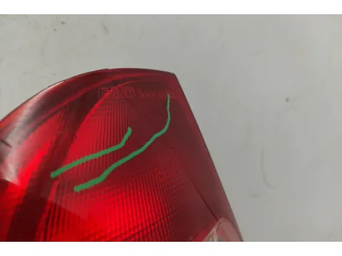 Φανάρι Πίσω Αριστερό ( Ραγισμενο - Λειπουν Κομματια ) για FIAT STRADA (2002 - 2004) (178E)  - 