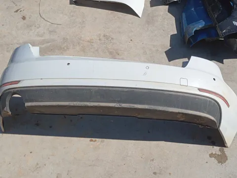 Προφυλακτήρας Πίσω Με Parktronic για AUDI A4 (2016 - 2020) (8W) Sedan - 4dr 