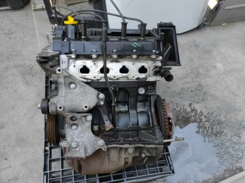 Κινητήρας Κορμός - Καπάκι ( Για Ανταλλακτικα ) Απο RENAULT CLIO (2001 - 2005) (BB_) (CB_) (BB) Hatchback - 5dr 1200 (D4F712)(D4F714)(D4F722) Petrol 75  *ΝΕΑ ΓΕΝΙΑ**ΠΑΛΕΤΑ 651*