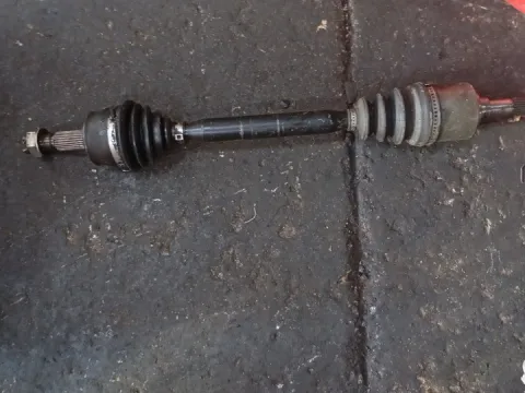 Ημιαξόνιο Εμπρός Αριστερό για FIAT STILO (2001 - 2006) (192) 1600 (182B6.000) Petrol 103 16V 