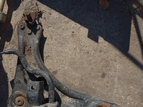 Ψαλίδι Εμπρός Αριστερό για PEUGEOT 208 (2016 - 2019) Hatchback - 5dr 1200 (HM01) PureTech 82Petrol *ΔΒ*