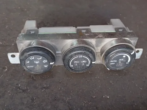Χειριστήρια Καλοριφέρ 27500EQ400 για NISSAN X-TRAIL (2003 - 2007) (T30) 