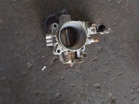 Σώμα Πεταλούδας για HYUNDAI H-1 STAREX (2001 - 2007) 