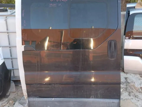 Πόρτα Δεξιά Συρόμενη Με Τζάμι για OPEL VIVARO (2002 - 2006) , (2006 - 2009) *Γ*