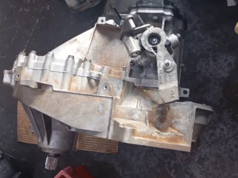 Κιβώτιο Ταχυτήτων (Σασμάν) Χειροκίνητο ΑΝΑΚΑΤΑΣΚΕΥΗ για VW TRANSPORTER (2003 - 2009) (7H) (T5) Van 2000 (AXA) Petrol 115 