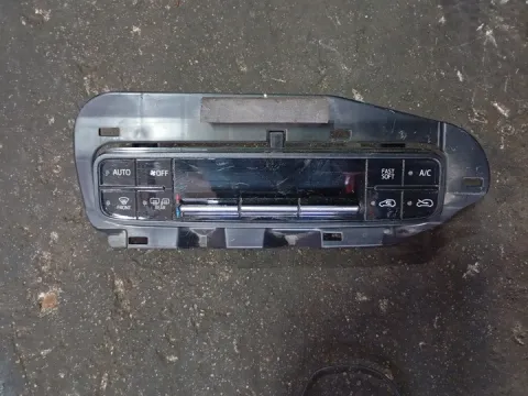 Χειριστήρια Καλοριφέρ για TOYOTA AURIS (2009 - 2013) 
