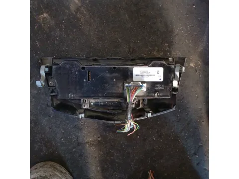 Χειριστήρια Καλοριφέρ 275004BE0D για NISSAN QASHQAI (2014 - 2017) ( J11 )  - 