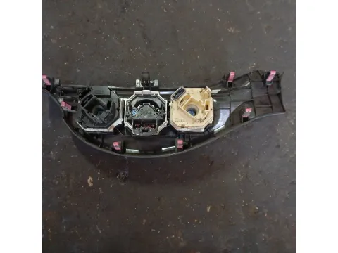 Χειριστήρια Καλοριφέρ 554060D490 για TOYOTA YARIS (2015 - 2017)  - 