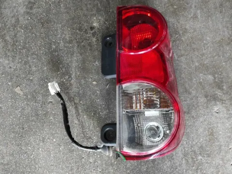 Φανάρι Πίσω Δεξί ( Μίκρο Σπάσιμο ) για NISSAN NV200-EVALIA (2010 - ) 