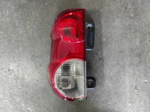 Φανάρι Πίσω Αριστερό ( Σπάσιμο ) για NISSAN NV200-EVALIA (2010 - ) 