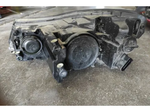 Φανάρι Εμπρός Δεξί ( Μικρό Ράγισμα ) για SKODA OCTAVIA (2008 - 2013) 5 (1Z3-5)  - 
