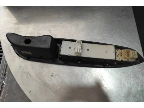 Διακόπτης Παραθύρων Κεντρικός Αριστερής 24 Pin Τετραπλός για HYUNDAI ACCENT (2006 - (MC)  - 
