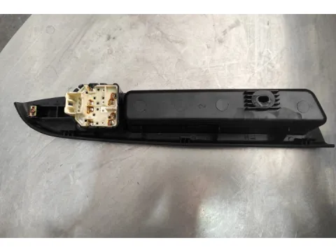 Διακόπτης Παραθύρων Κεντρικός Αριστερής 6 Pin Διπλός για CHEVROLET - DAEWOO MATIZ (2005 - 2010) (M200)  - 