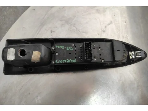 Διακόπτης Παραθύρων Κεντρικός Αριστερής 14 Pin Διπλός για TOYOTA AVENSIS (1997 - 2000) (T220)  - 