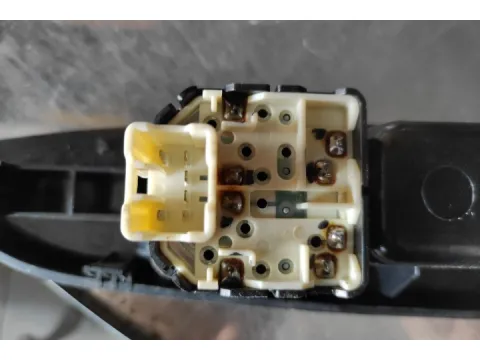 Διακόπτης Παραθύρων Κεντρικός Αριστερής 16 Pin Διπλός για CHEVROLET - DAEWOO MATIZ (2005 - 2010) (M200)  - 