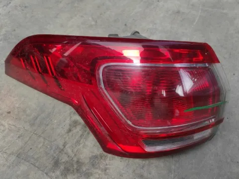 Πλακέτα Φανού Πίσω Δεξιά για FORD B-MAX (2013- ) 