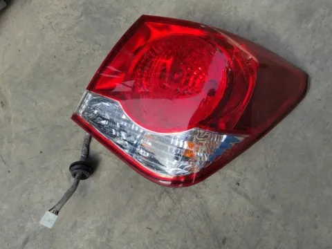 Φανάρι Πίσω Δεξί ( Ελαττωματικό ) για CHEVROLET - DAEWOO CRUZE (2009 - ) 