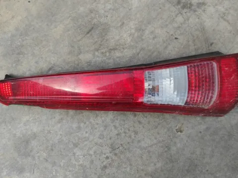 Φανάρι Πίσω Αριστερό ( Σπασμένο ) για DAIHATSU CUORE (2003 - 2006) VII 